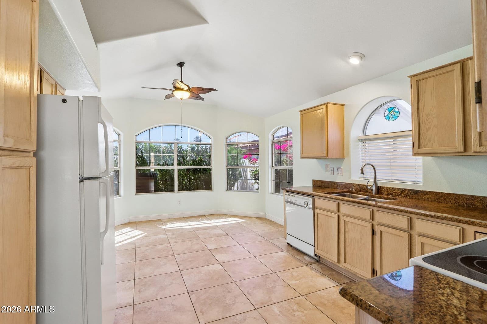 10177 S Hacienda Drive, Goodyear, AZ 85338 — photo 14 of 44
