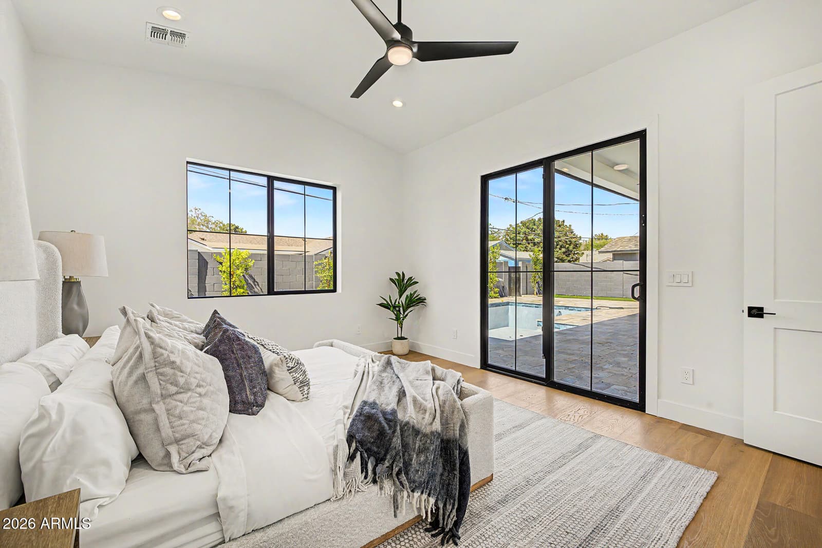4032 E EARLL Drive, Phoenix, AZ 85018 — photo 23 of 48