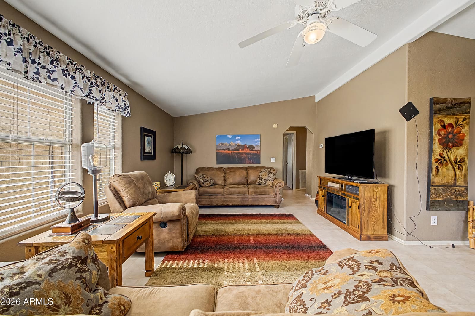 886 E Eagle Drive, San Tan Valley, AZ 85140 — photo 9 of 18