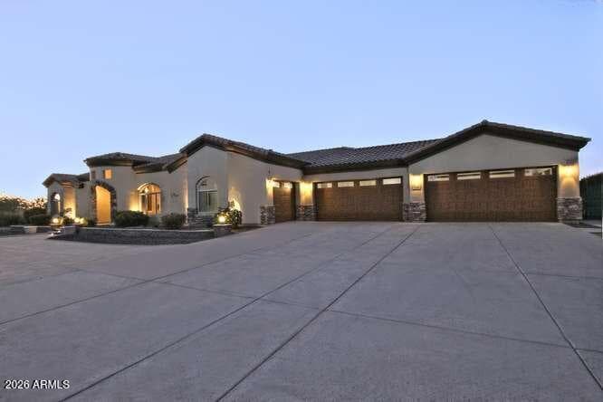 1614 W MADDOCK Road, Phoenix, AZ 85086 — photo 8 of 88