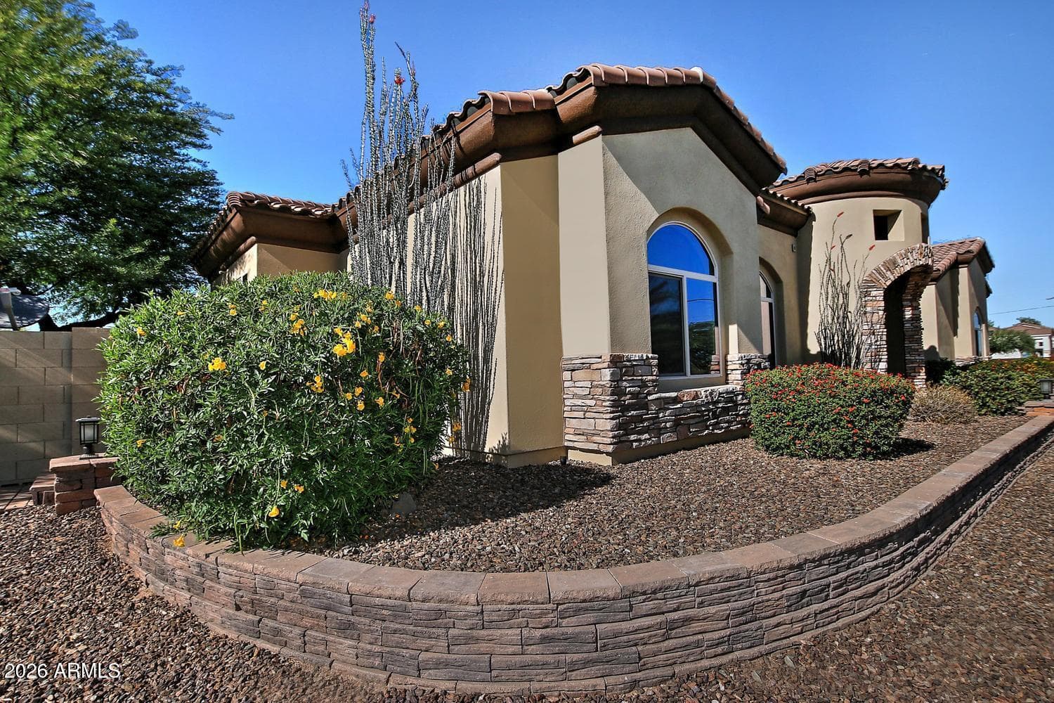 1614 W MADDOCK Road, Phoenix, AZ 85086 — photo 19 of 88