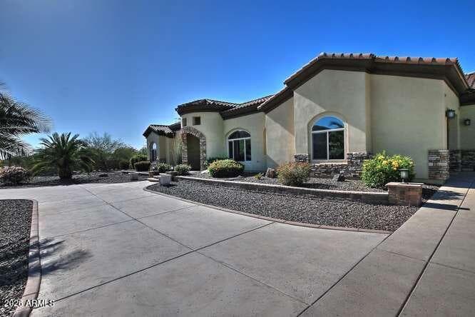 1614 W MADDOCK Road, Phoenix, AZ 85086 — photo 12 of 88