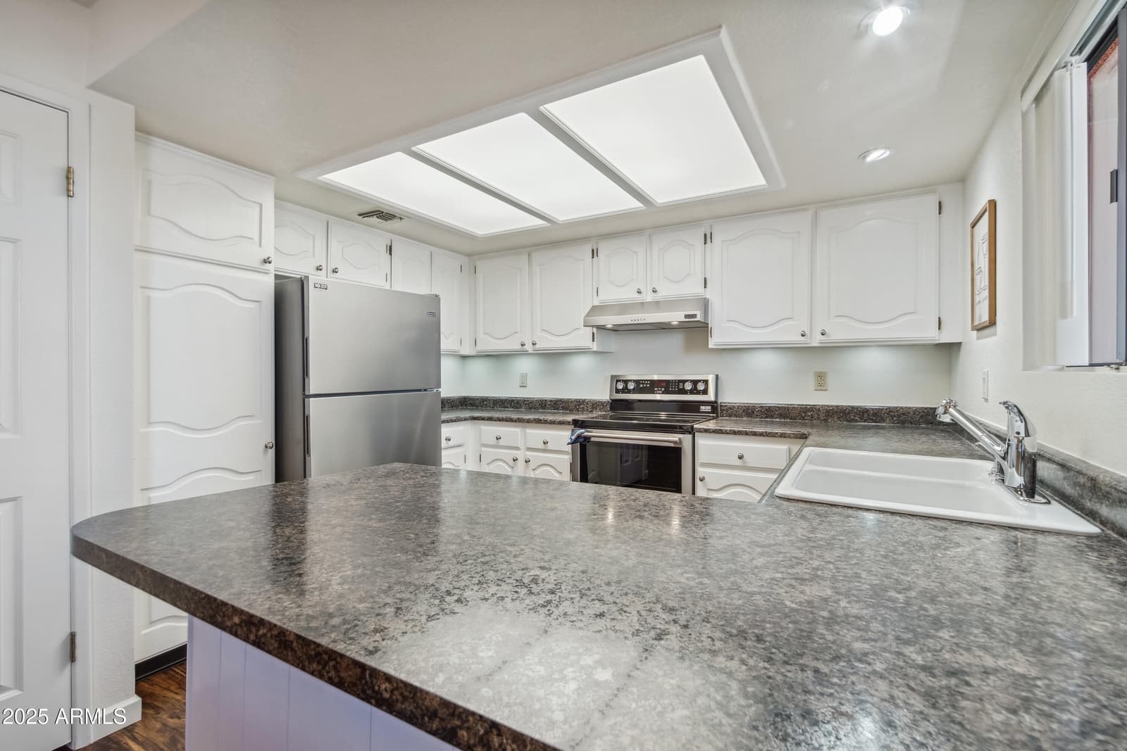 12222 N PARADISE VILLAGE Parkway S 442, Phoenix, AZ 85032 — photo 12 of 31