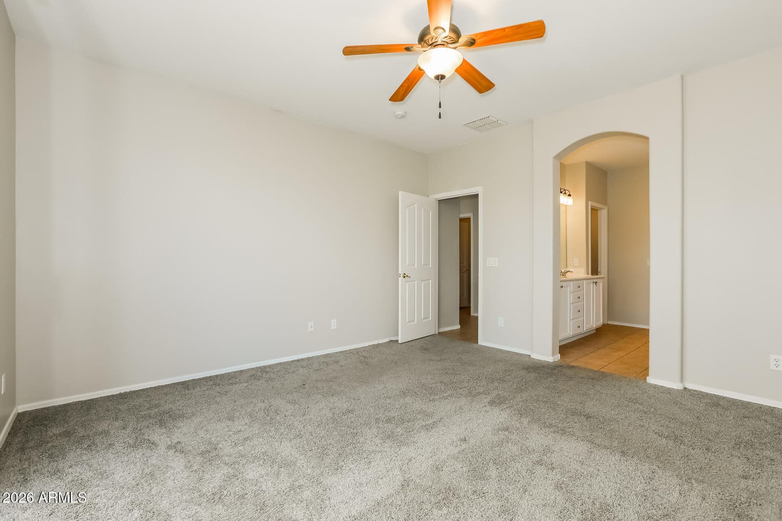 10 E MILL REEF Drive, San Tan Valley, AZ 85143 — photo 12 of 21