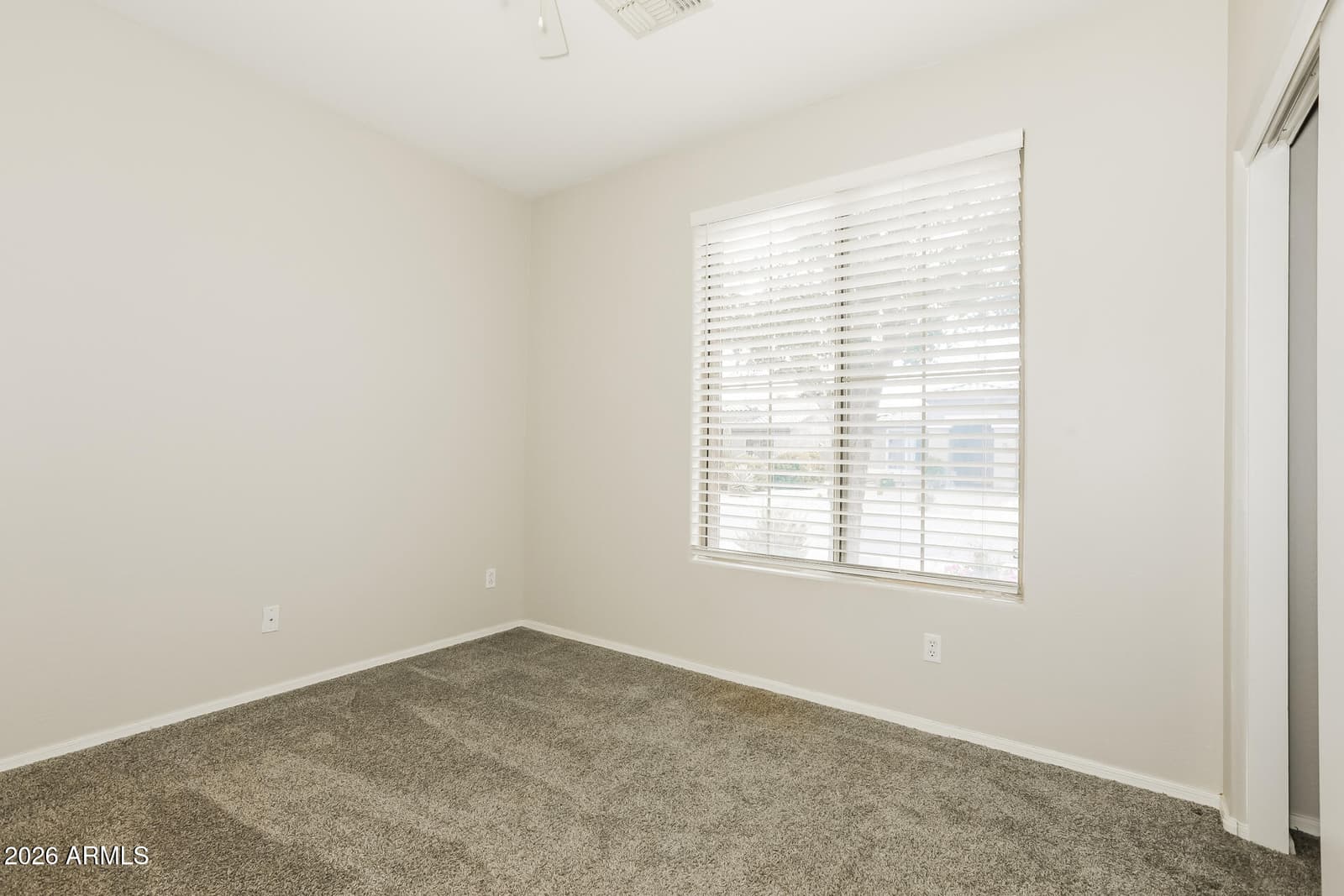 10 E MILL REEF Drive, San Tan Valley, AZ 85143 — photo 18 of 21