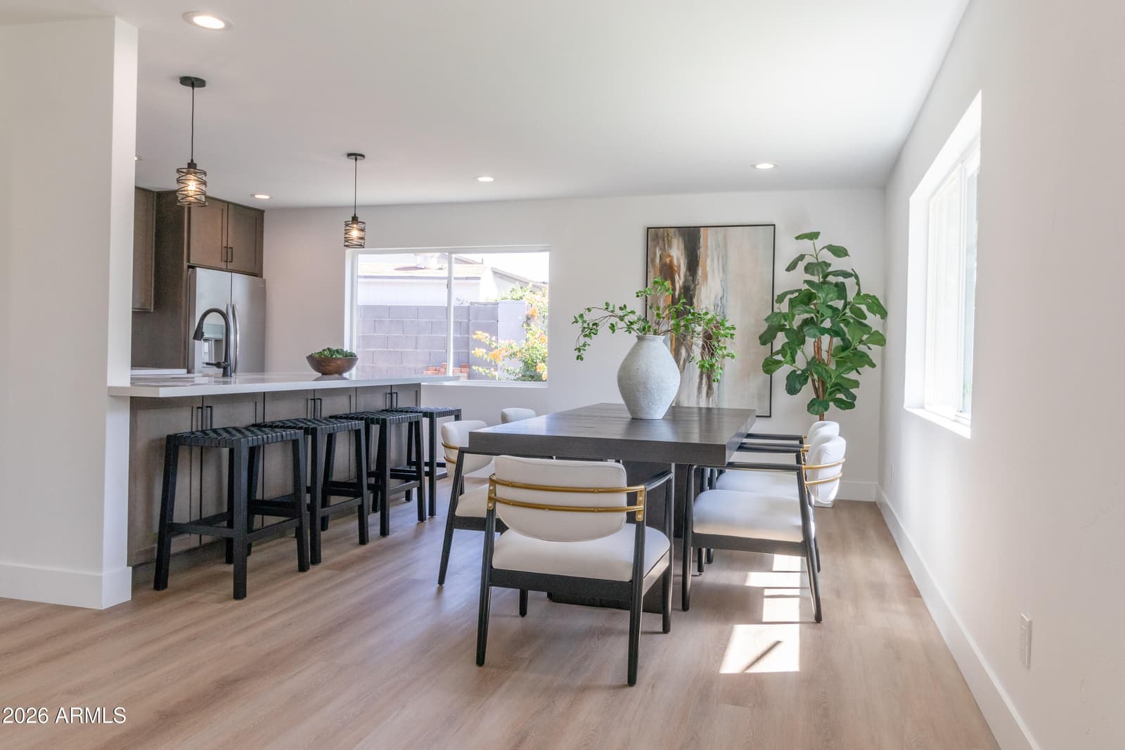8643 E RANCHO VISTA Drive, Scottsdale, AZ 85251 — photo 11 of 26