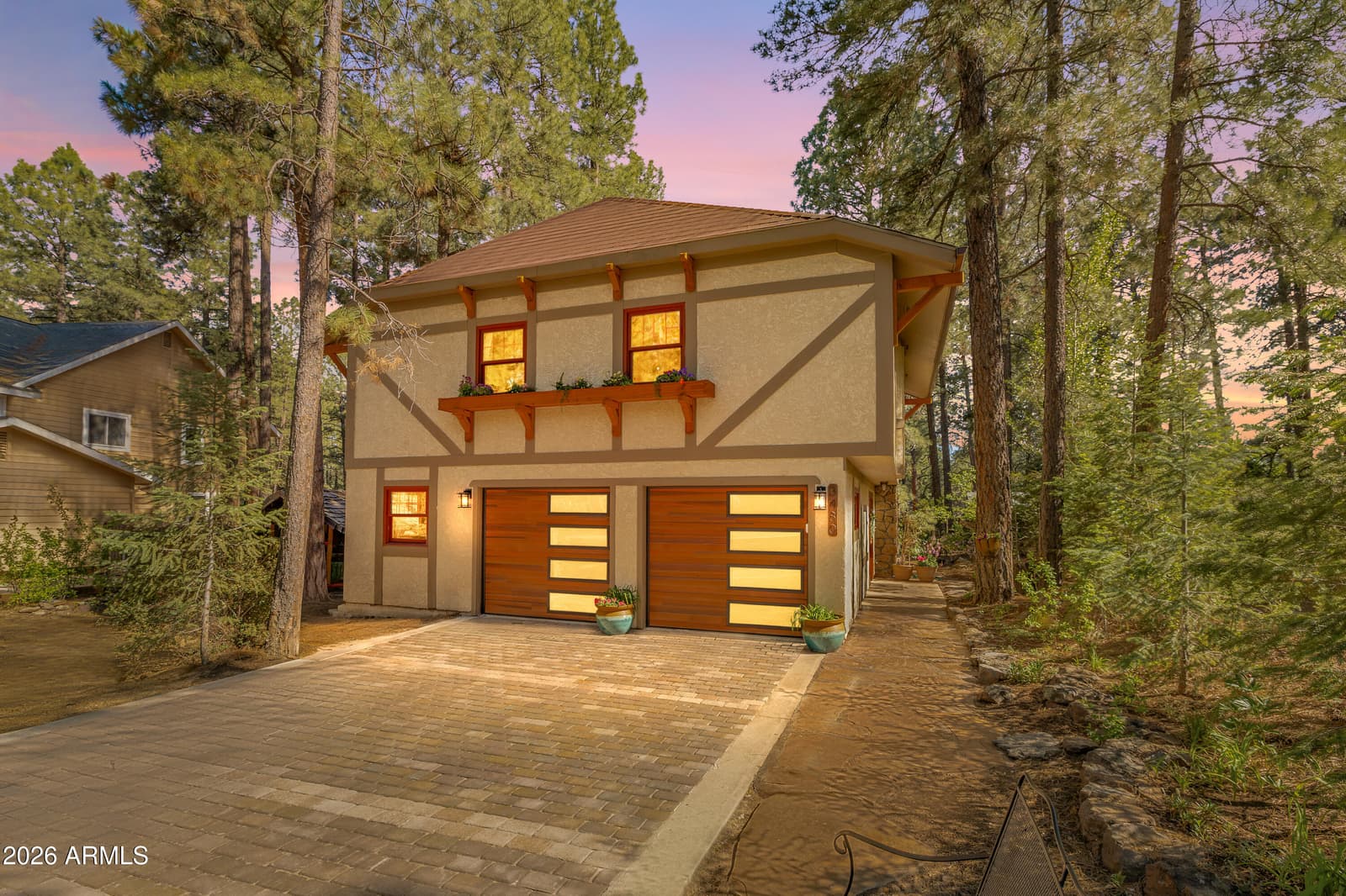 3480 S MOORE Circle, Flagstaff, AZ 86005 — photo 1 of 54