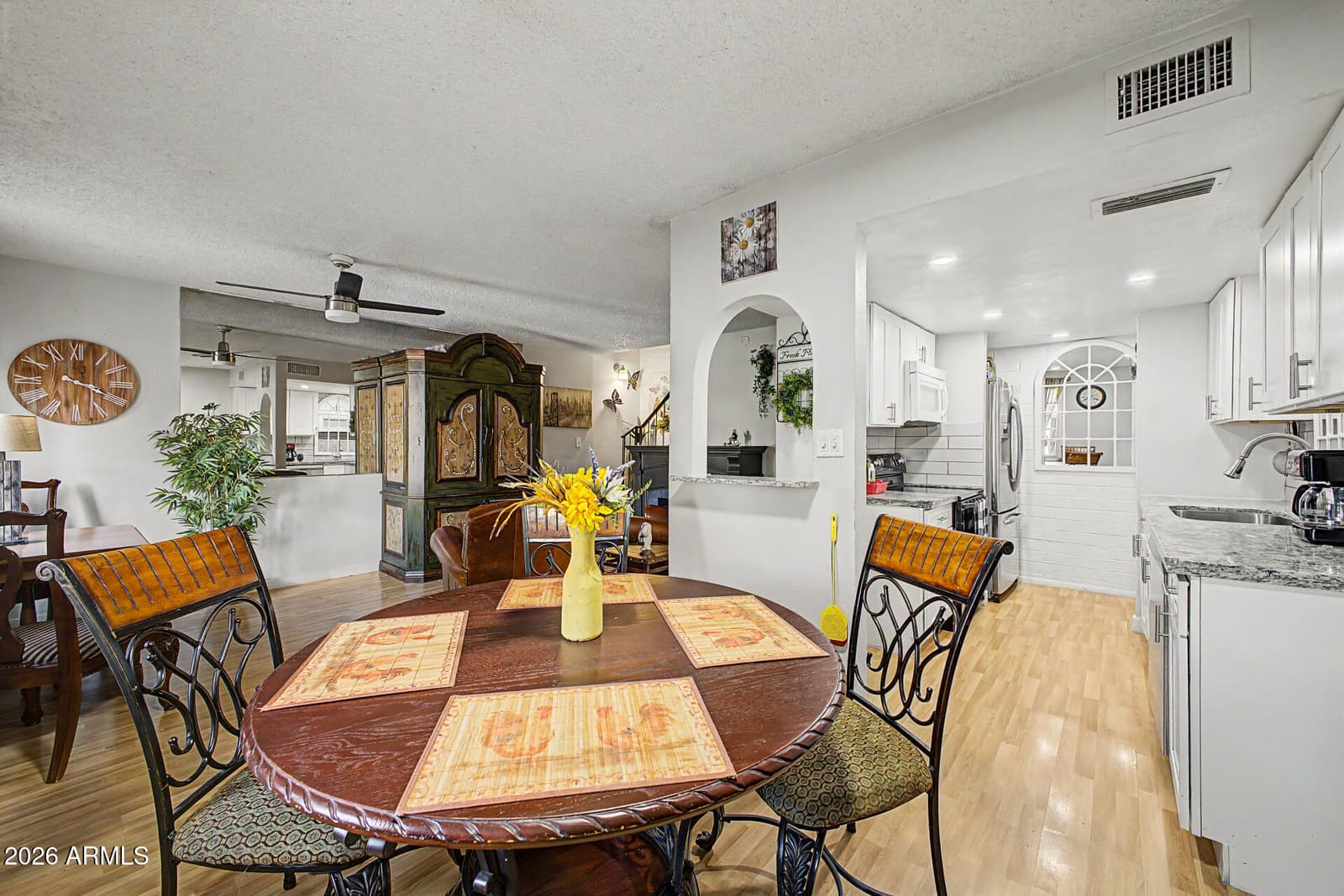 4252 N 68TH Lane, Phoenix, AZ 85033 — photo 12 of 22