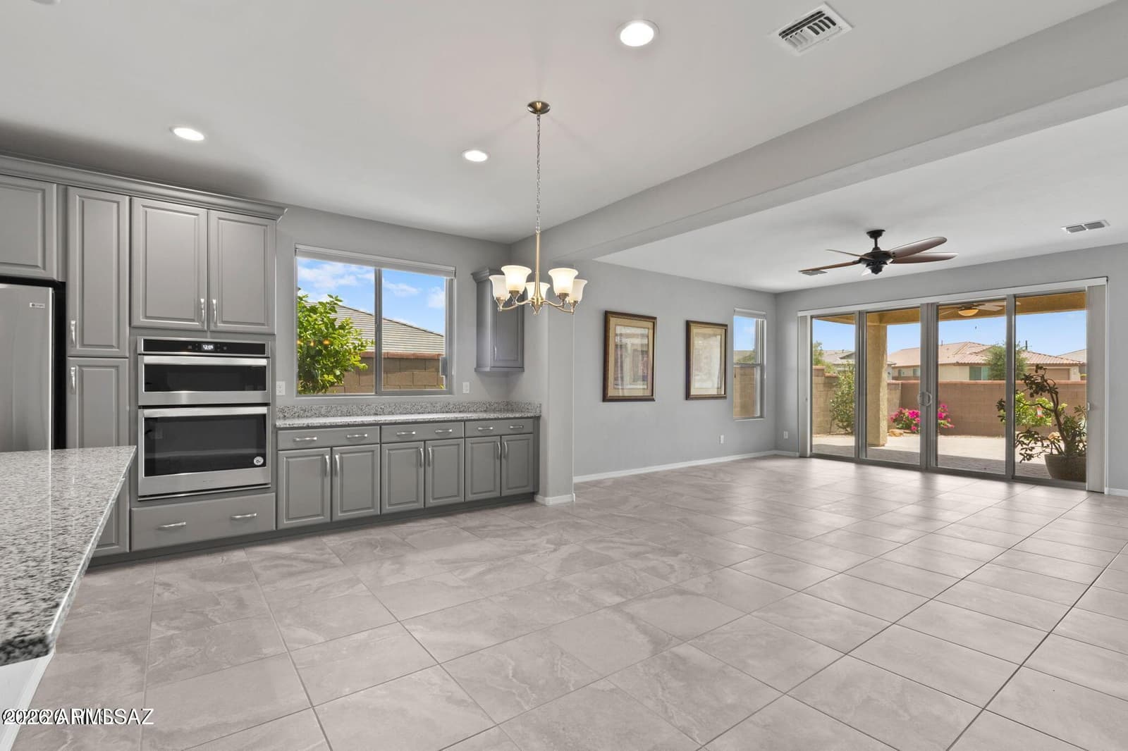 8464 N VAN CLEEVE Lane, Tucson, AZ 85743 — photo 11 of 40