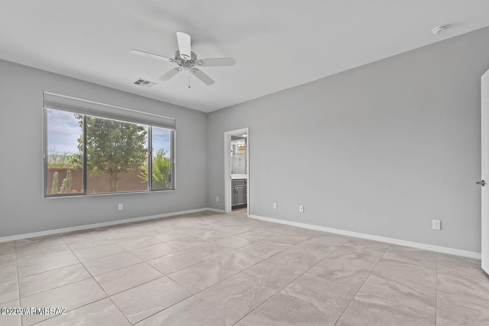8464 N VAN CLEEVE Lane, Tucson, AZ 85743 — photo 16 of 40