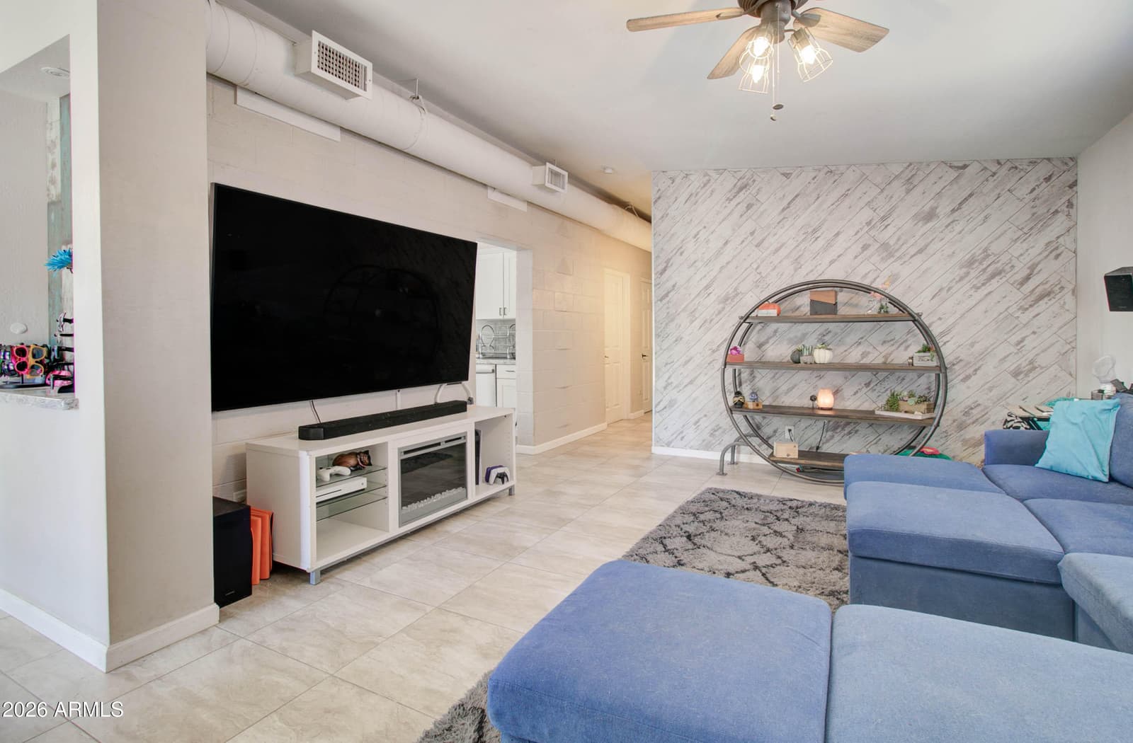 373 N Apache Drive, Chandler, AZ 85224 — photo 9 of 52