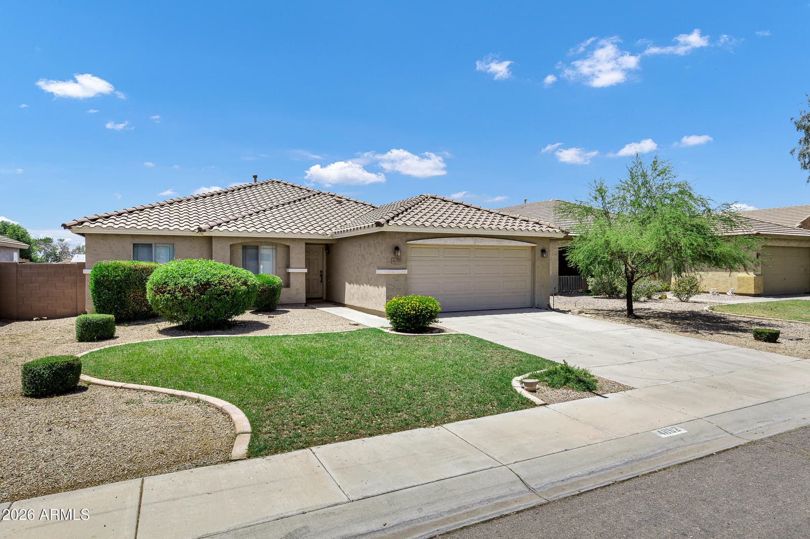 41192 N VINE Avenue, San Tan Valley, AZ 85140 — photo 2 of 33