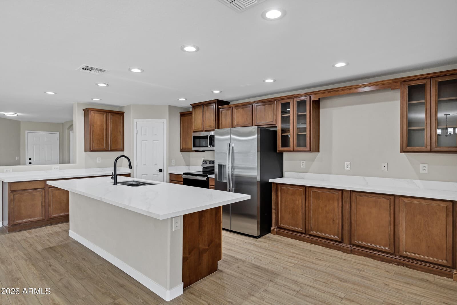 41192 N VINE Avenue, San Tan Valley, AZ 85140 — photo 10 of 33