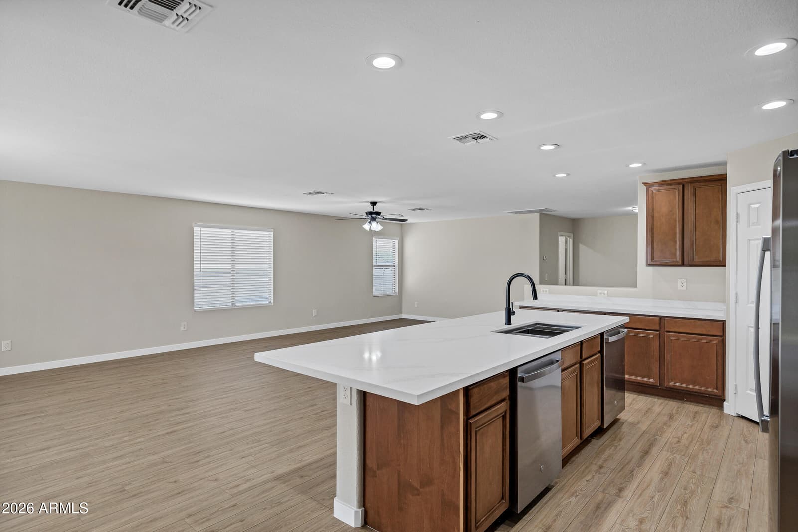 41192 N VINE Avenue, San Tan Valley, AZ 85140 — photo 11 of 33
