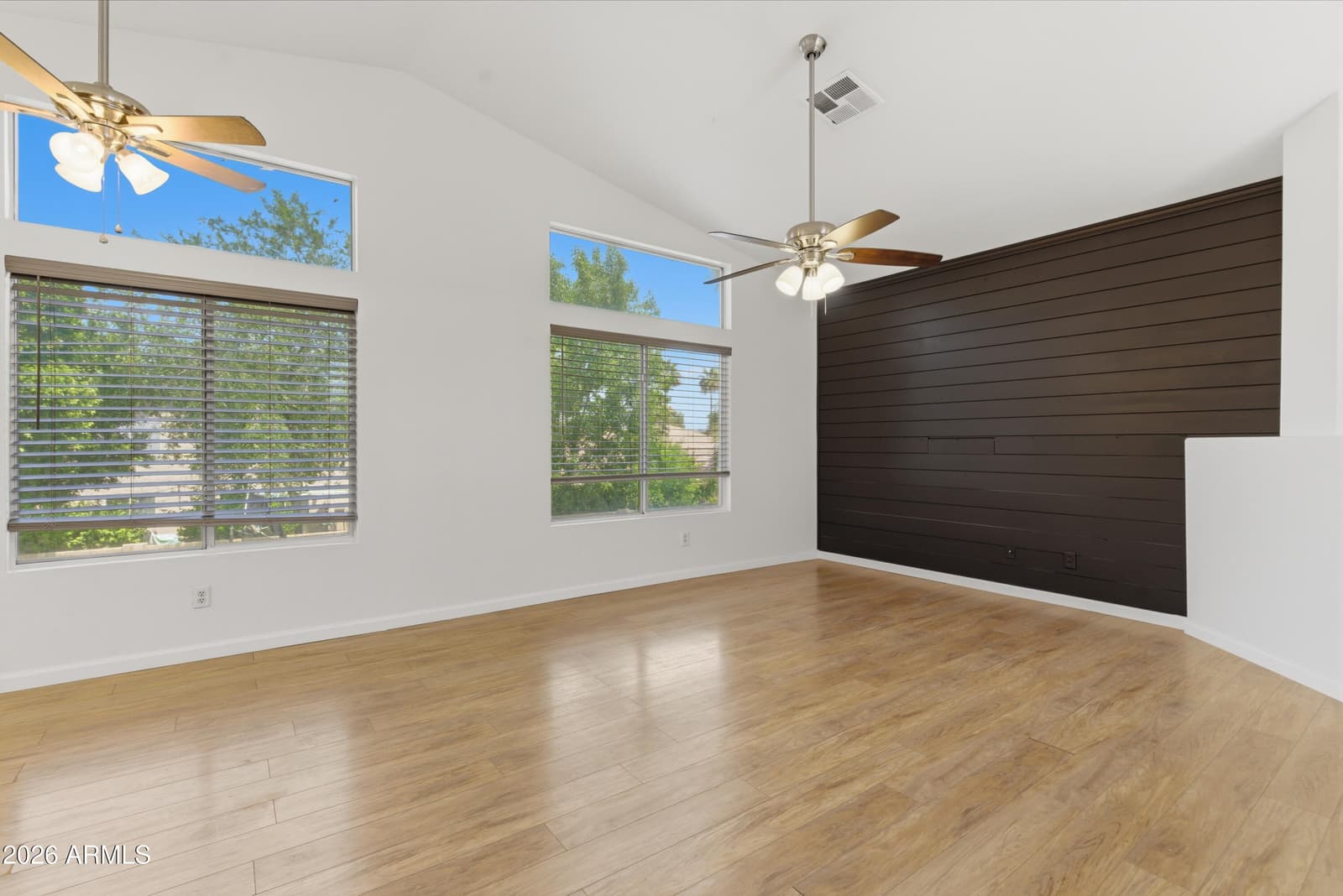 998 W LEAH Lane, Gilbert, AZ 85233 — photo 10 of 38