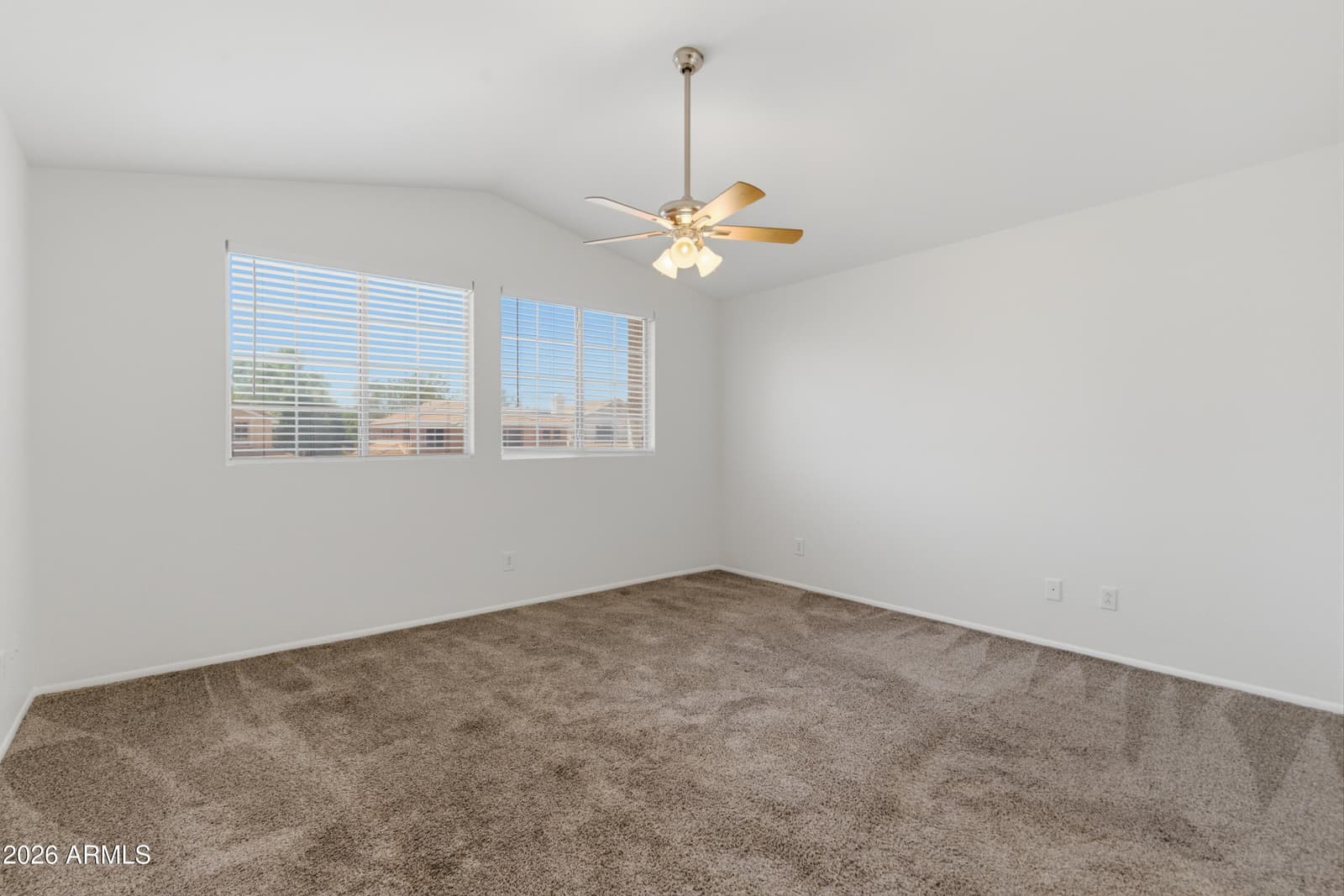 998 W LEAH Lane, Gilbert, AZ 85233 — photo 16 of 38