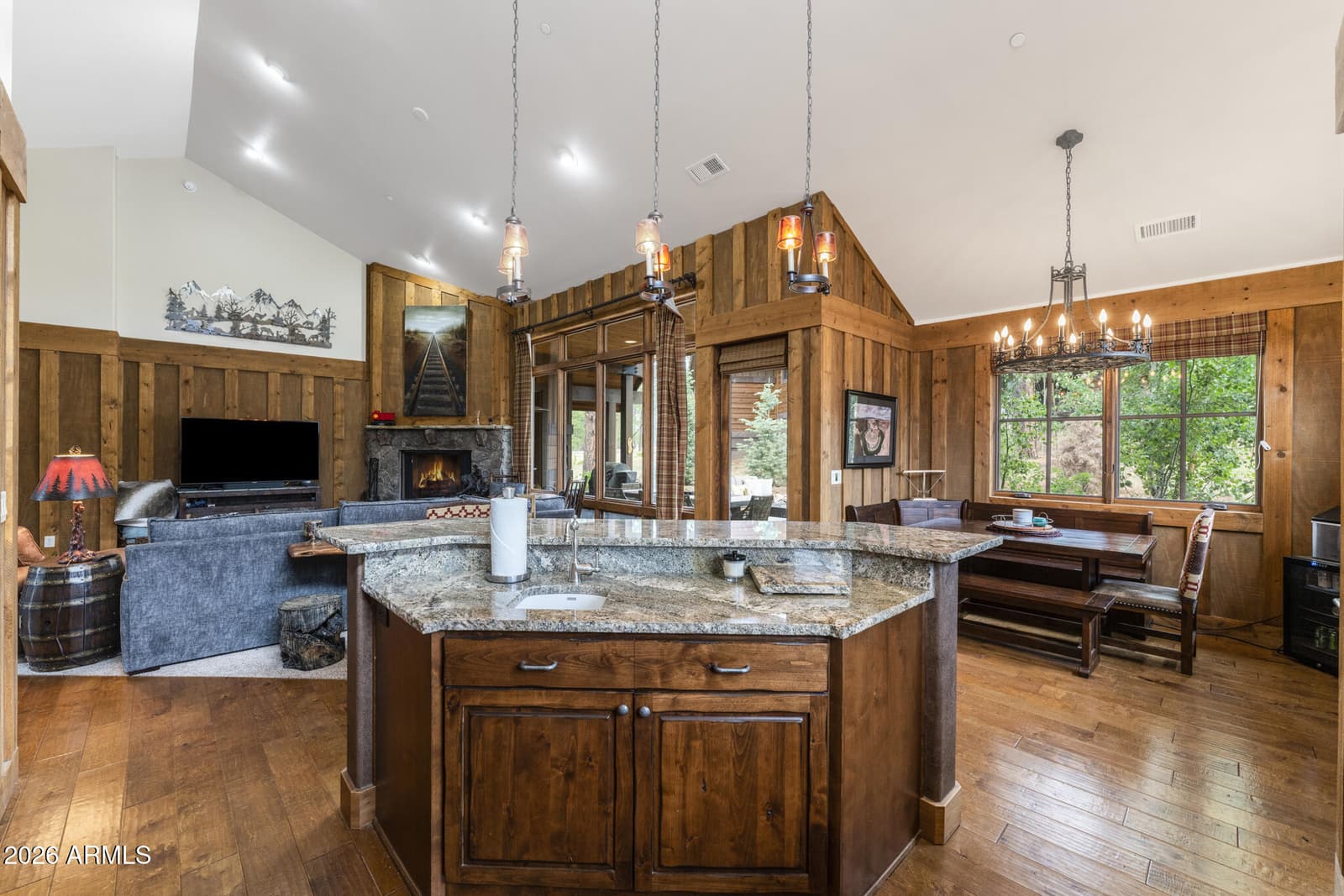 2618 S Bluebird Court, Flagstaff, AZ 86005 — photo 16 of 39