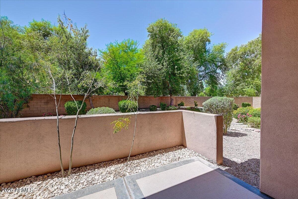 20660 N 40TH Street 1075, Phoenix, AZ 85050 — photo 17 of 19