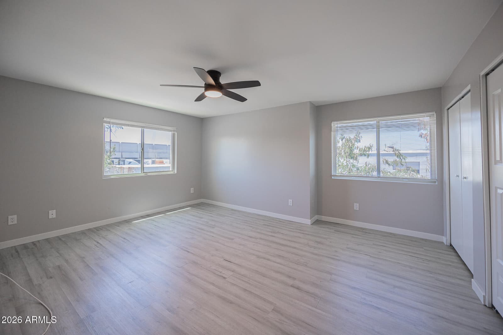 4403 E RIVERSIDE Street, Phoenix, AZ 85040 — photo 10 of 19