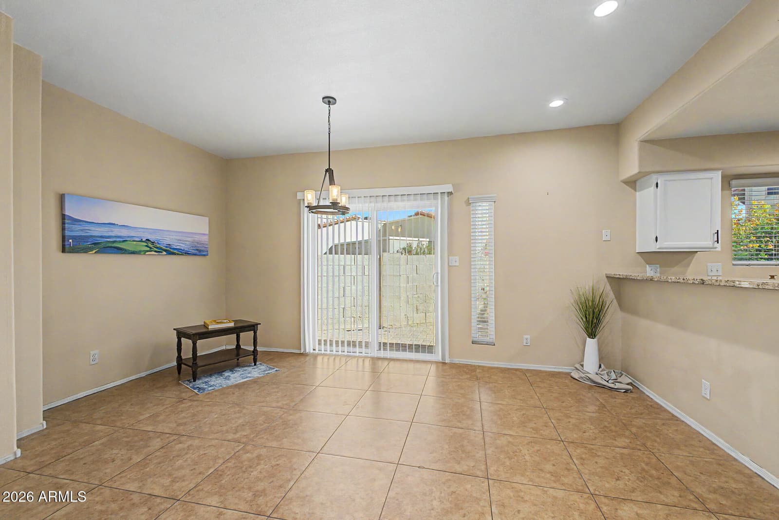 10249 N 12TH Place 2, Phoenix, AZ 85020 — photo 8 of 31
