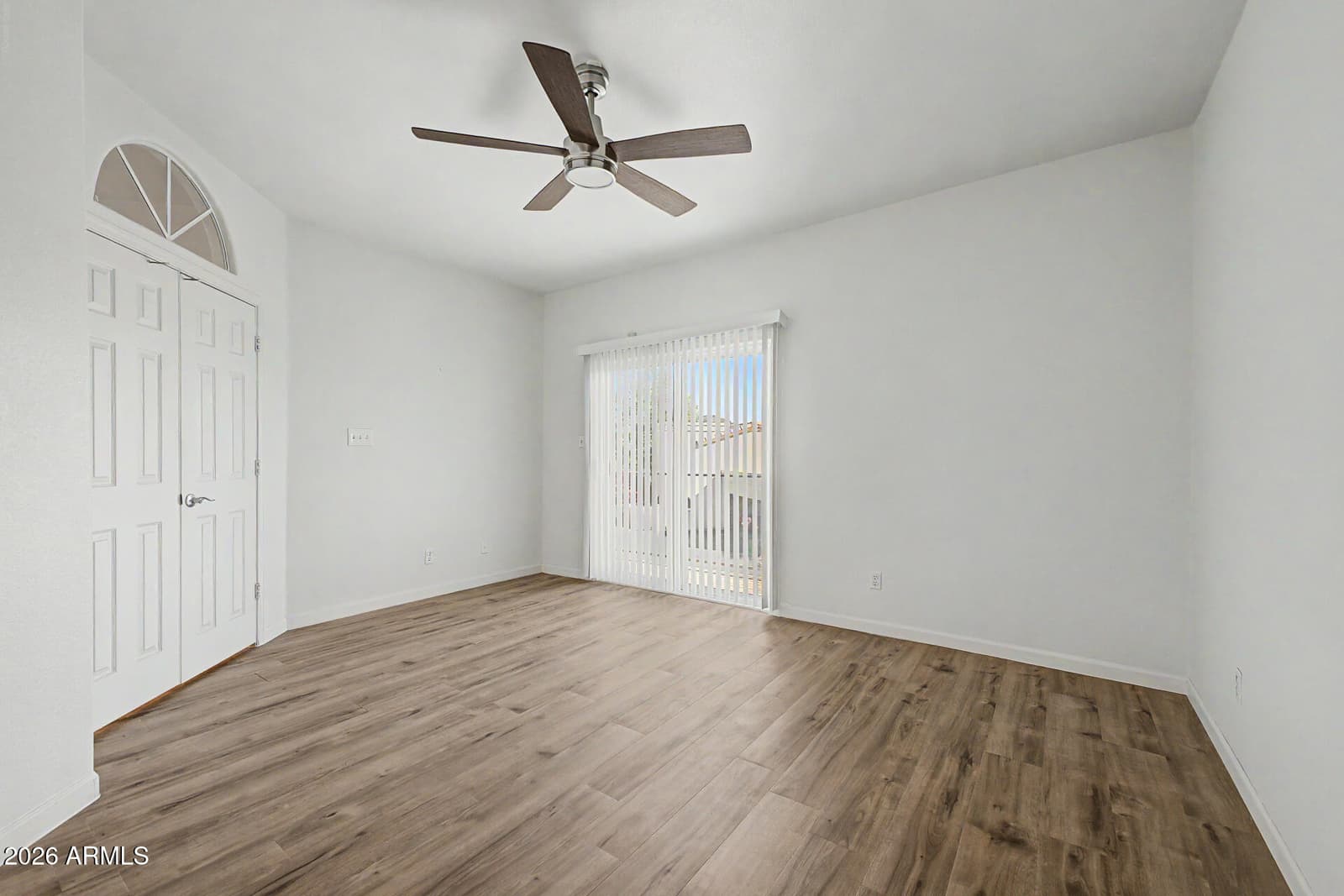 10249 N 12TH Place 2, Phoenix, AZ 85020 — photo 14 of 31