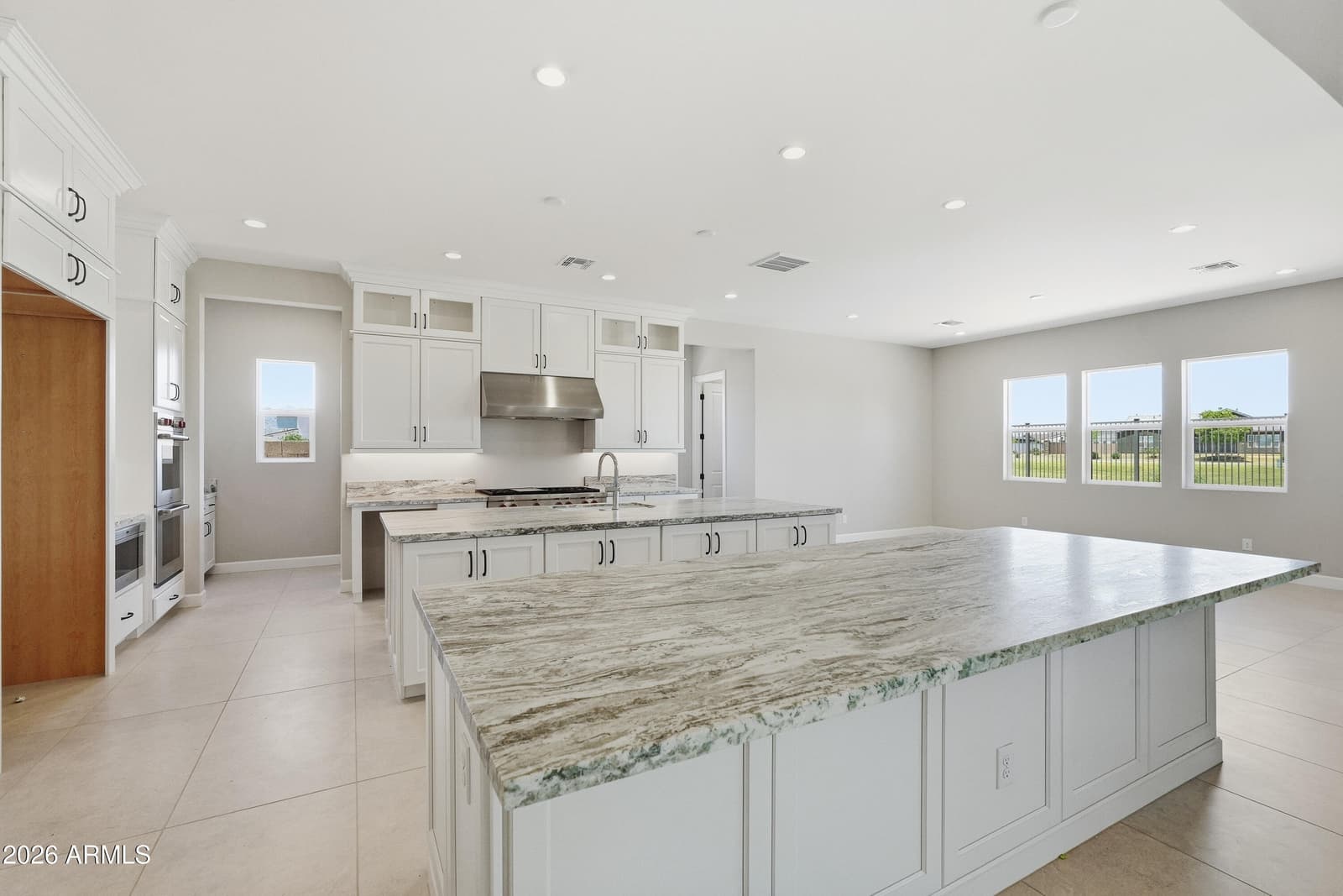 11103 N JULIAN Street, Surprise, AZ 85388 — photo 8 of 50