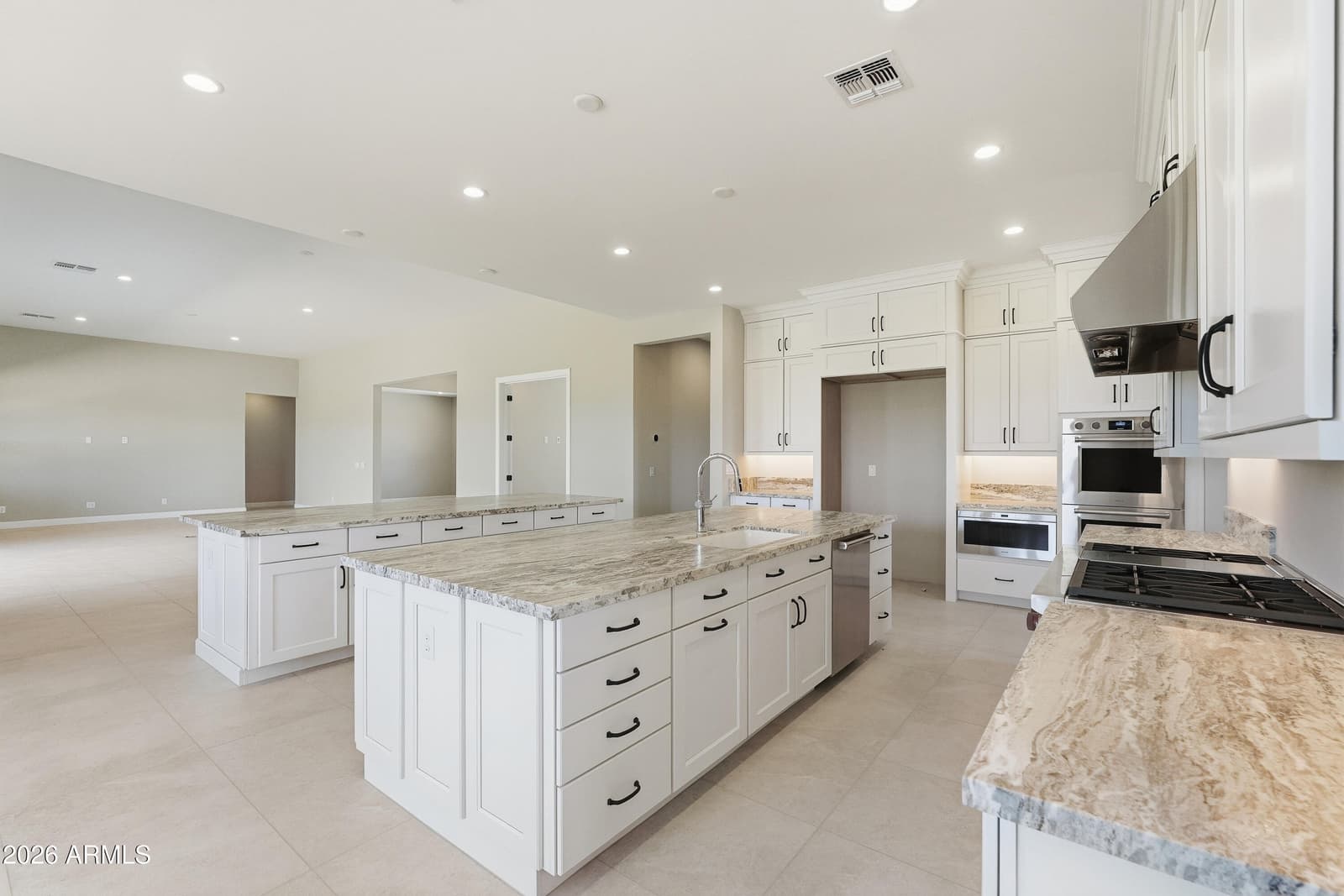11103 N JULIAN Street, Surprise, AZ 85388 — photo 6 of 50