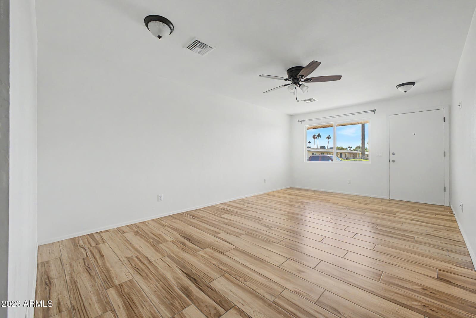 13606 N 110th Avenue 15B, Sun City, AZ 85351 — photo 4 of 24