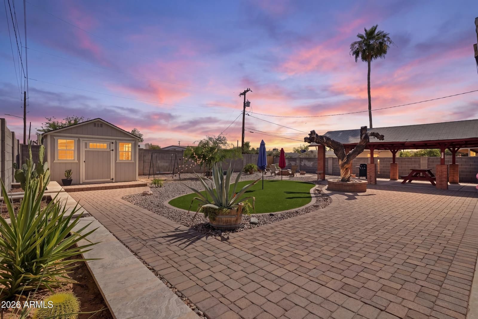 2345 E HEATHERBRAE Drive, Phoenix, AZ 85016 — photo 9 of 14