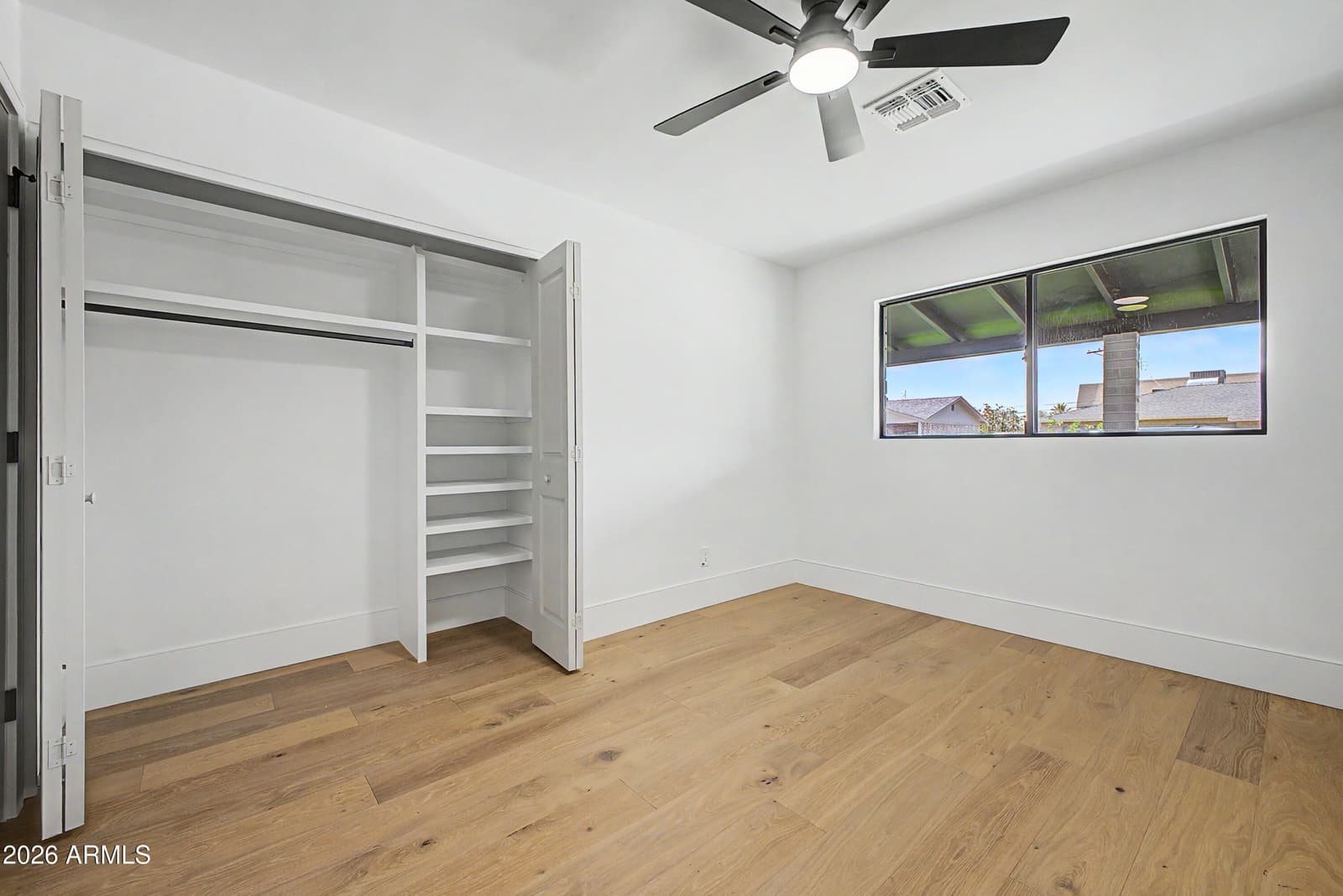8008 E WHITTON Avenue, Scottsdale, AZ 85251 — photo 30 of 39
