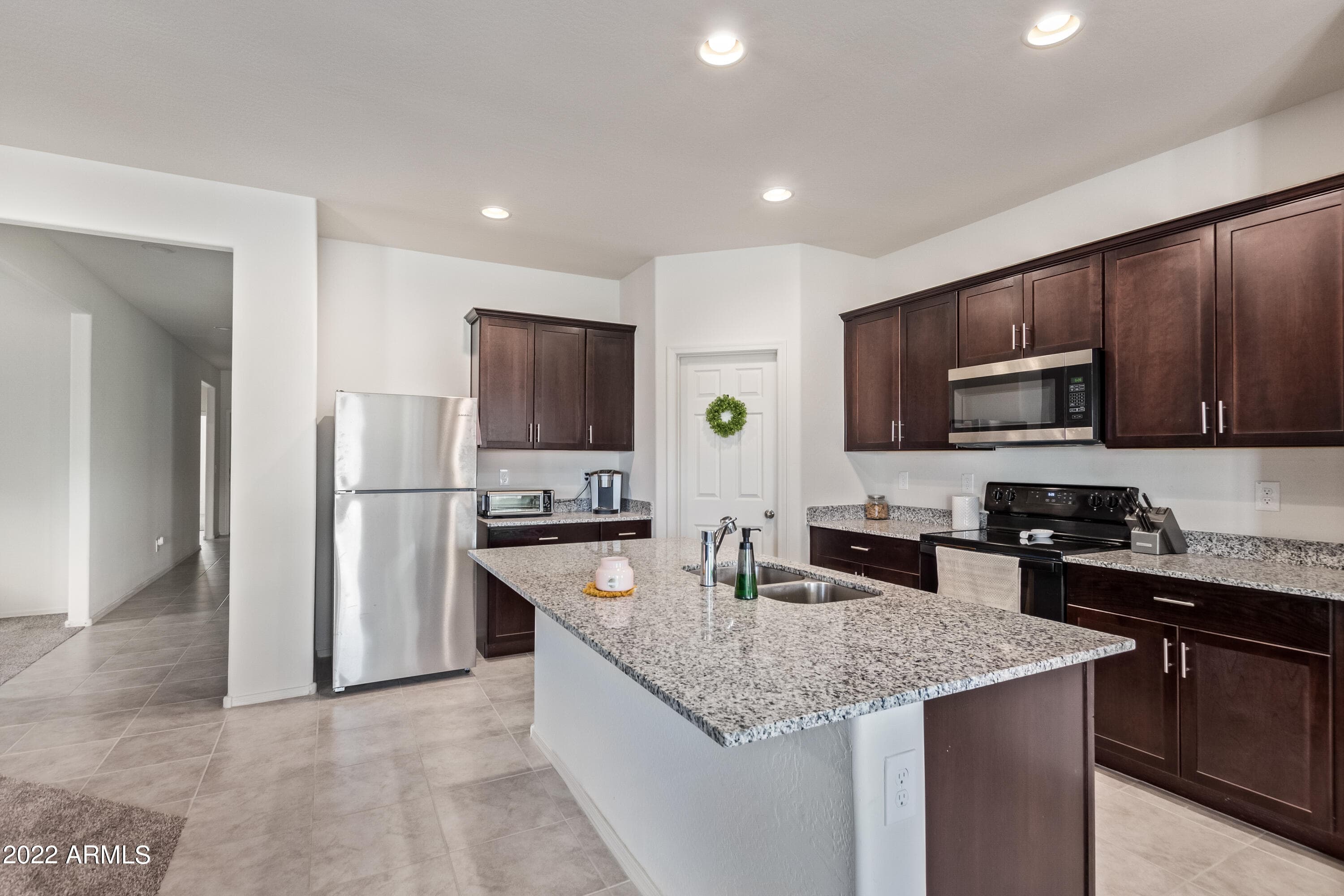 43606 W JUNIPER Avenue, Maricopa, AZ 85138 — photo 13 of 41