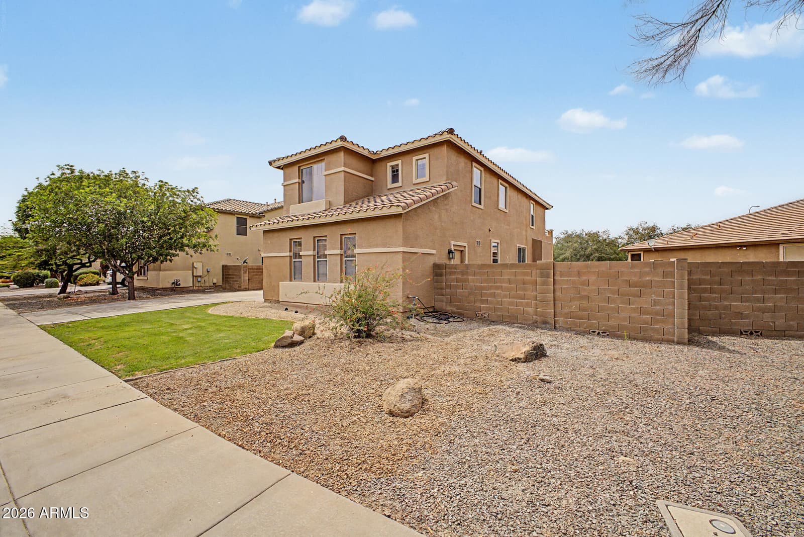 2310 S Glen Drive, Chandler, AZ 85286 — photo 10 of 64