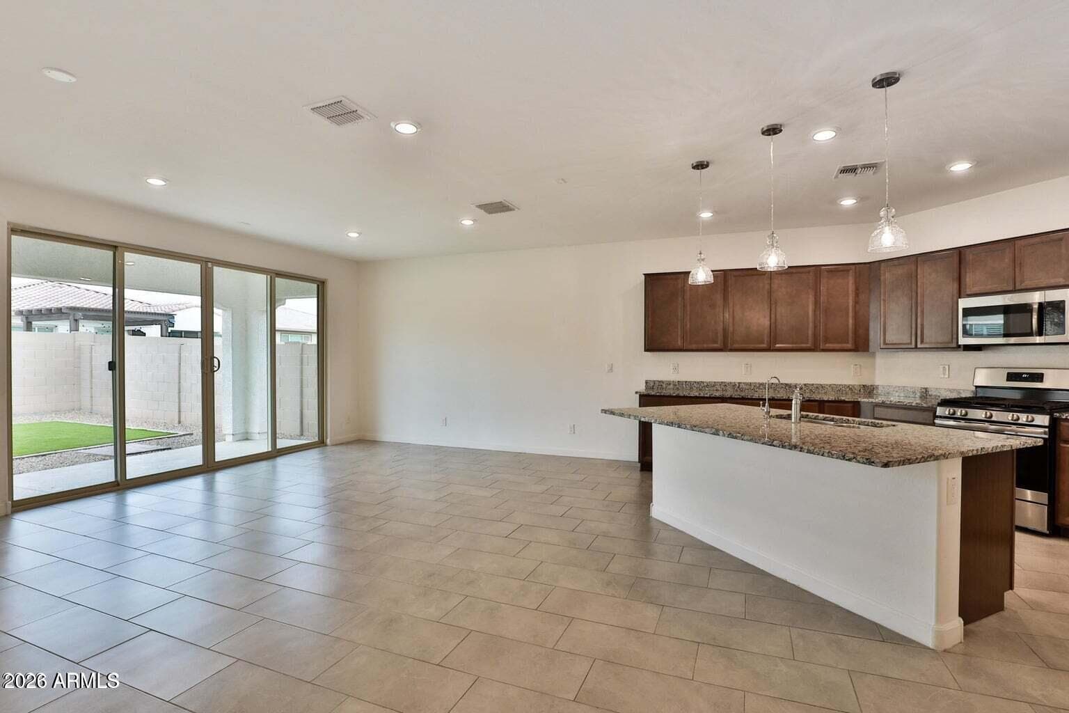 9930 E Timpani Lane, Mesa, AZ 85212 — photo 7 of 36