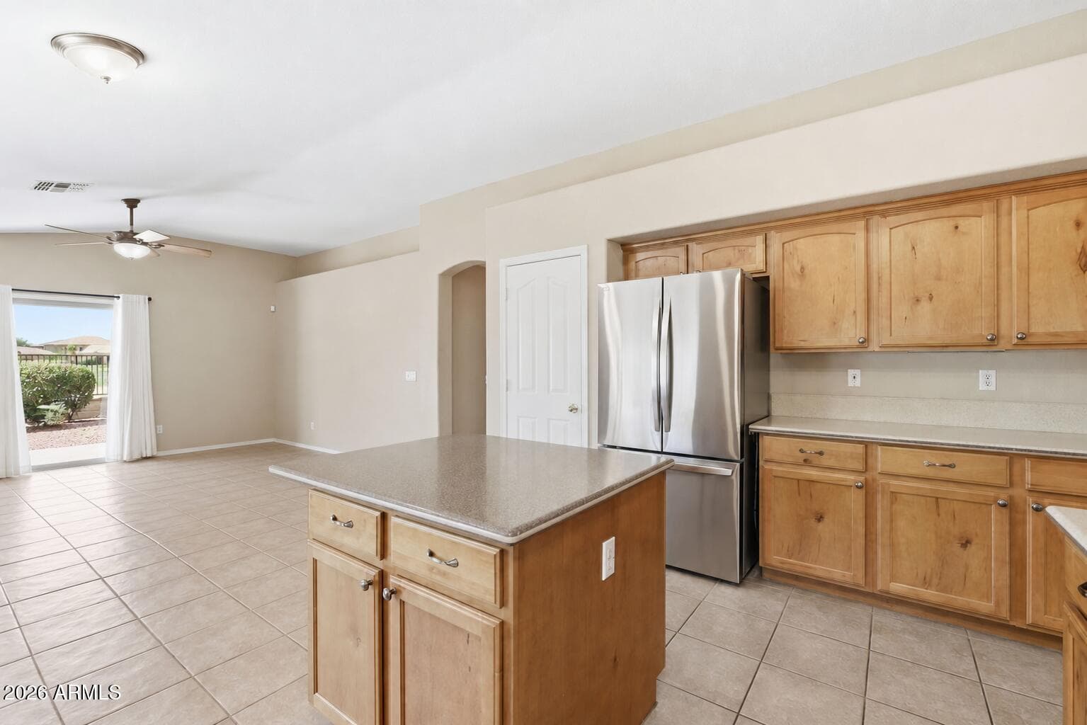 31267 N CLARIDGE Circle, San Tan Valley, AZ 85143 — photo 7 of 50