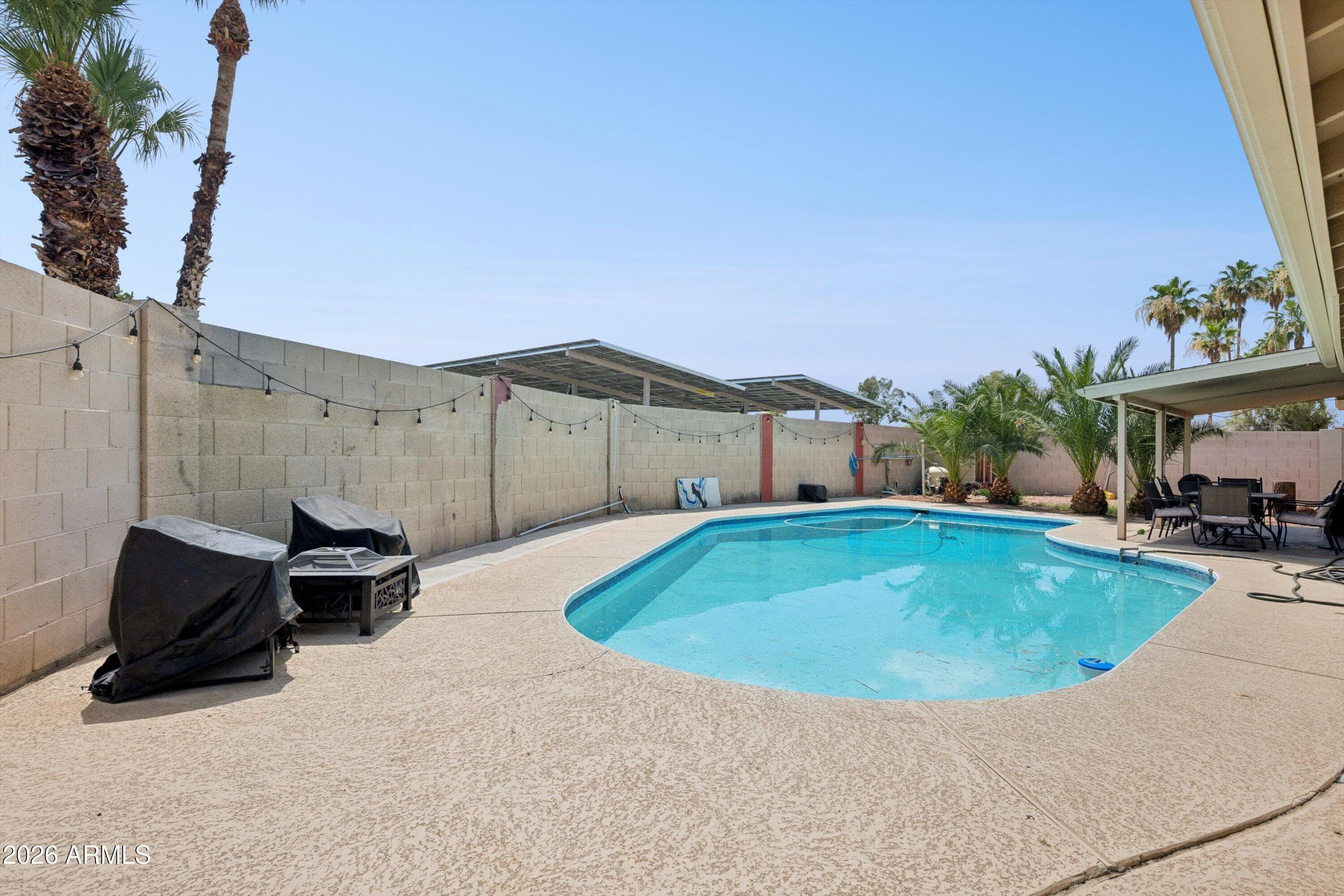 4001 S HAZELTON Lane, Tempe, AZ 85282 — photo 44 of 72