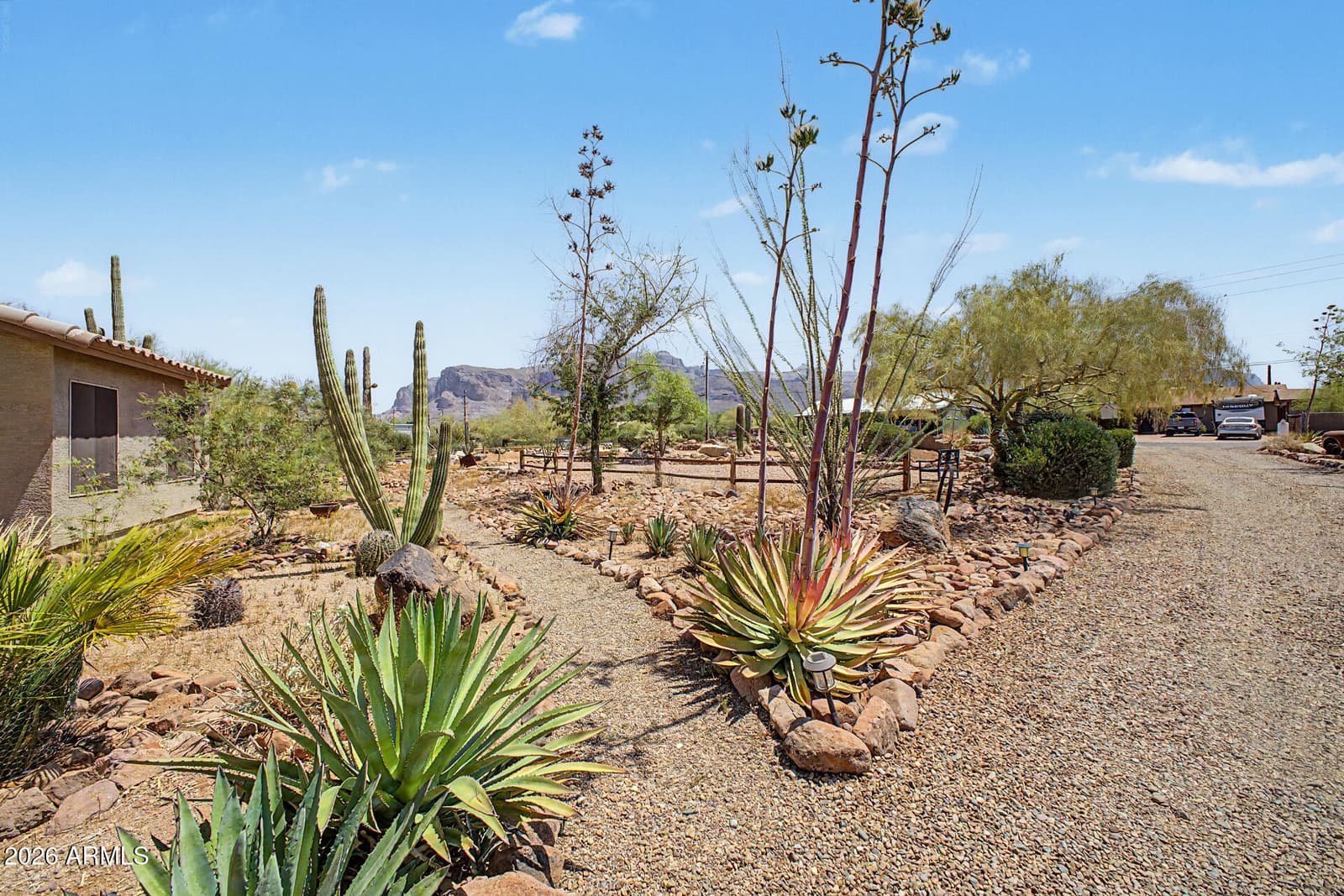 1502 S PROSPECTORS Road, Apache Junction, AZ 85119 — photo 7 of 93
