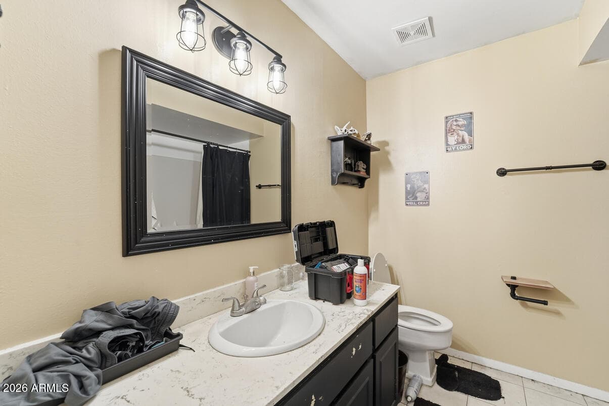 7825 N 49TH Avenue, Glendale, AZ 85301 — photo 12 of 27