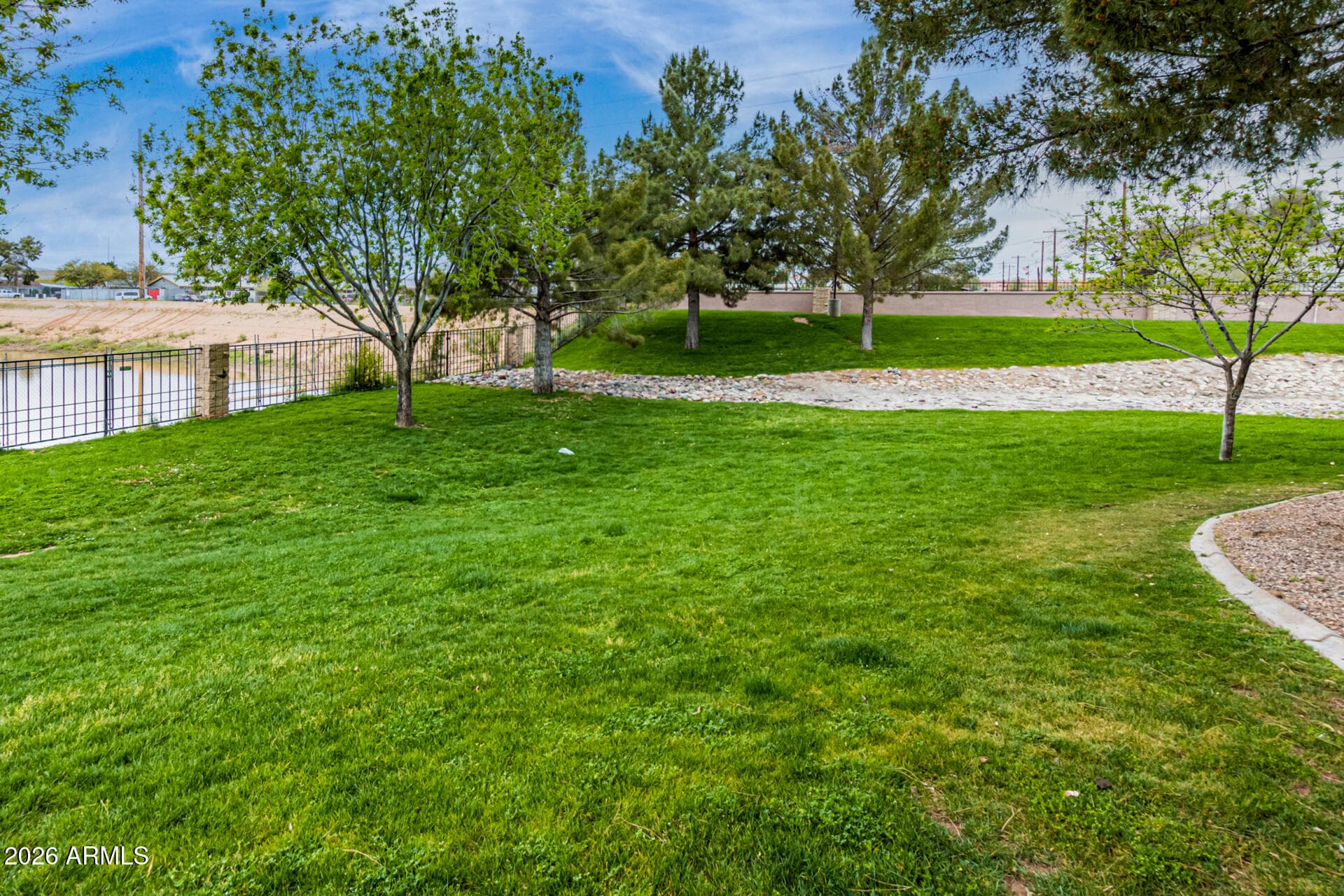 1225 N 36TH Street 1051, Phoenix, AZ 85008 — photo 12 of 17
