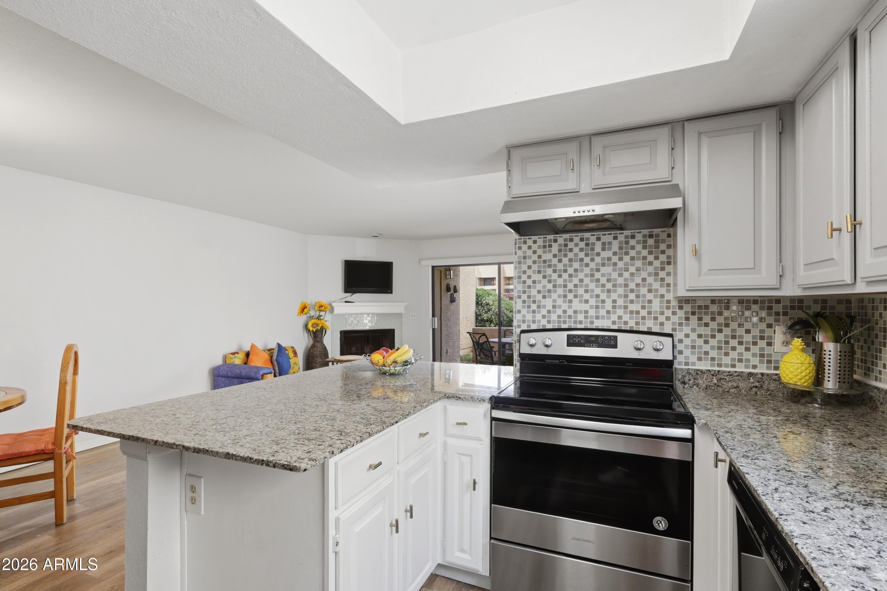 8651 E ROYAL PALM Road 133, Scottsdale, AZ 85258 — photo 4 of 30