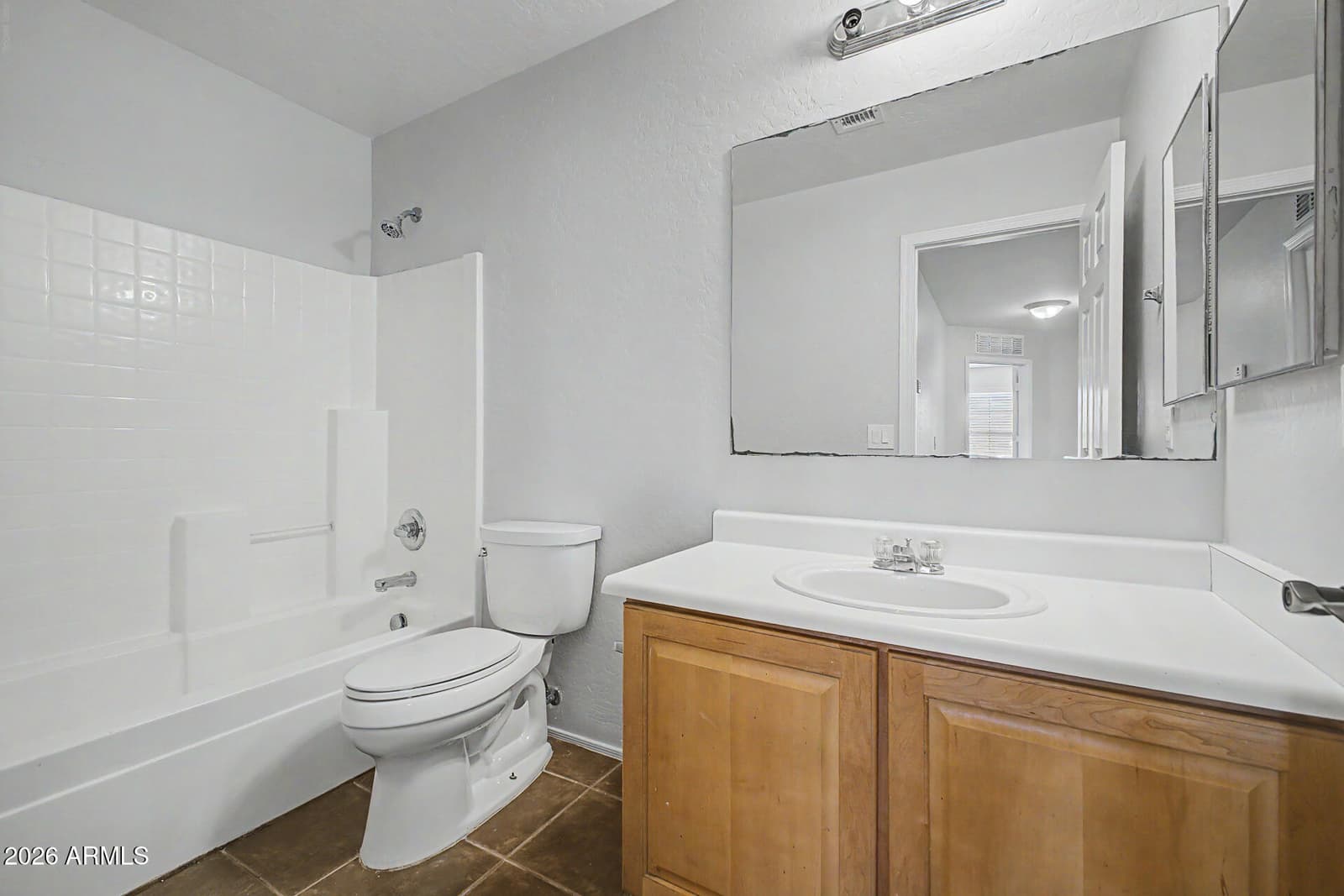 3131 W APOLLO Road, Phoenix, AZ 85041 — photo 23 of 40