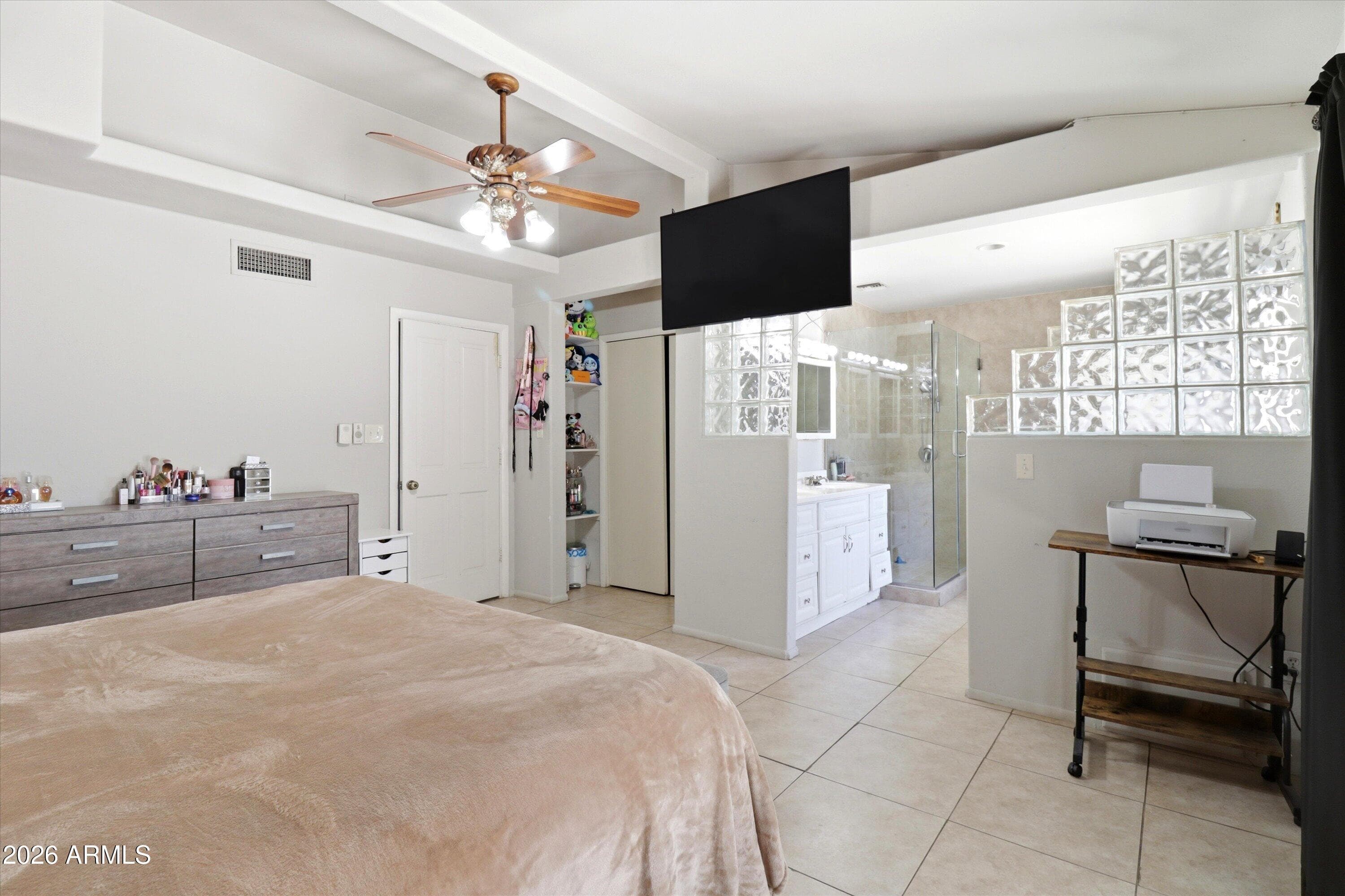 4601 W GOLDEN Lane, Glendale, AZ 85302 — photo 13 of 26