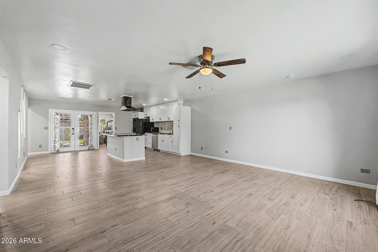 6056 N 30TH Avenue, Phoenix, AZ 85017 — photo 4 of 34