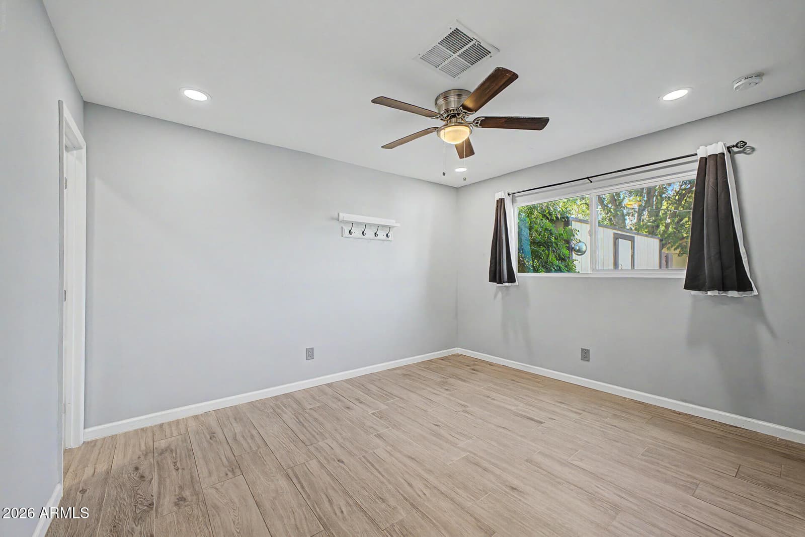 6056 N 30TH Avenue, Phoenix, AZ 85017 — photo 14 of 34