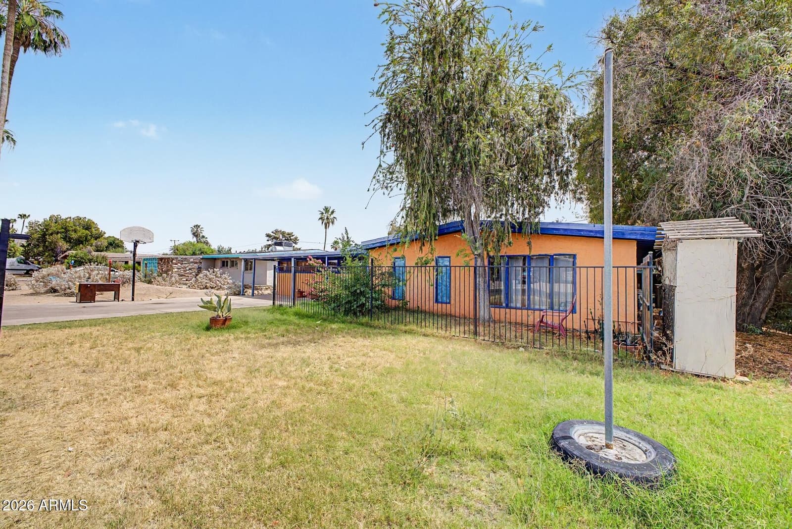 1019 E NORTHVIEW Avenue, Phoenix, AZ 85020 — photo 3 of 35