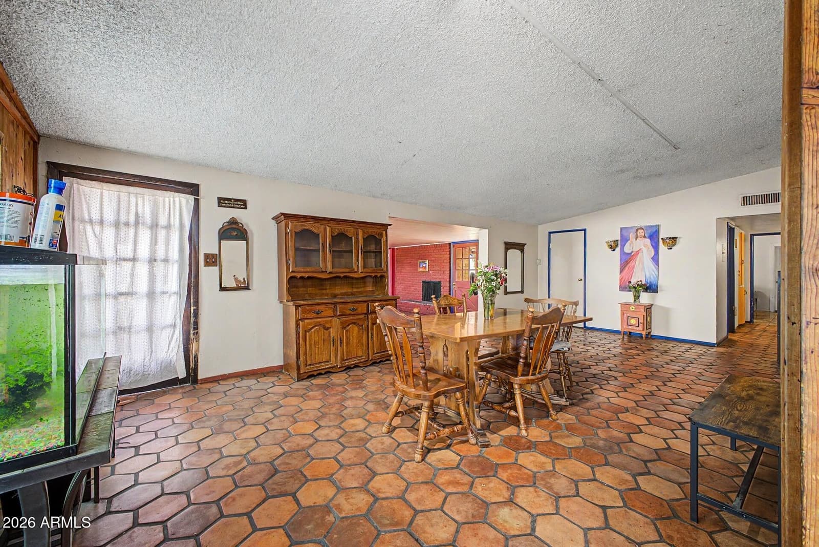 1019 E NORTHVIEW Avenue, Phoenix, AZ 85020 — photo 9 of 35