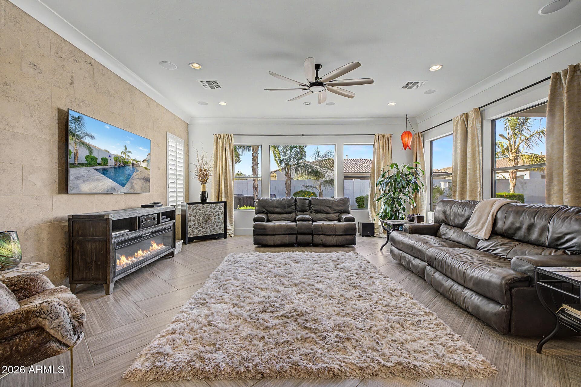 1682 E GILLCREST Road, Gilbert, AZ 85298 — photo 5 of 63