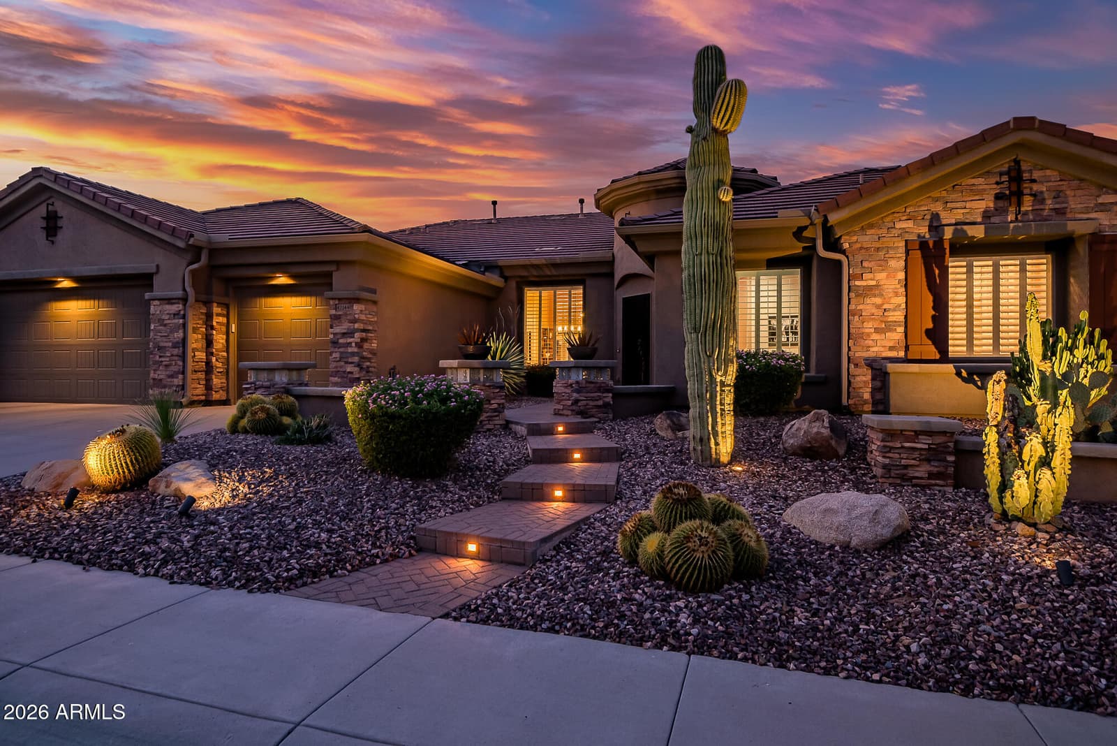42144 N MOUNTAIN COVE Drive, Phoenix, AZ 85086 — photo 6 of 44