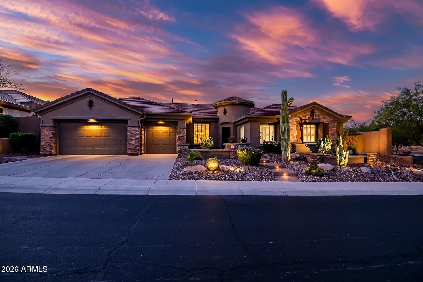 42144 N MOUNTAIN COVE Drive, Phoenix, AZ 85086 — photo 38 of 44