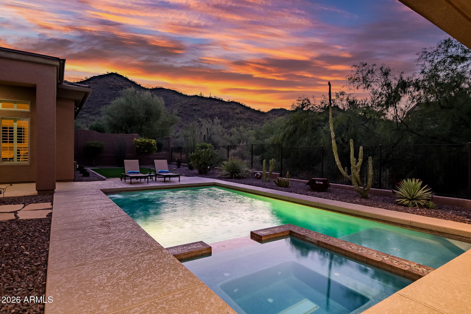 42144 N MOUNTAIN COVE Drive, Phoenix, AZ 85086 — photo 1 of 44