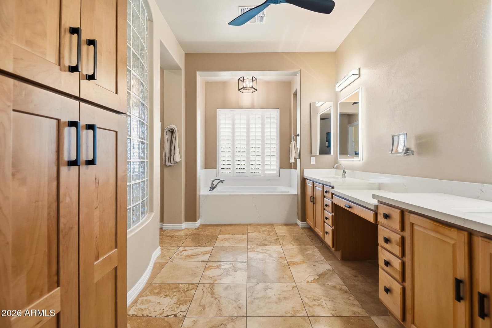 42144 N MOUNTAIN COVE Drive, Phoenix, AZ 85086 — photo 20 of 44